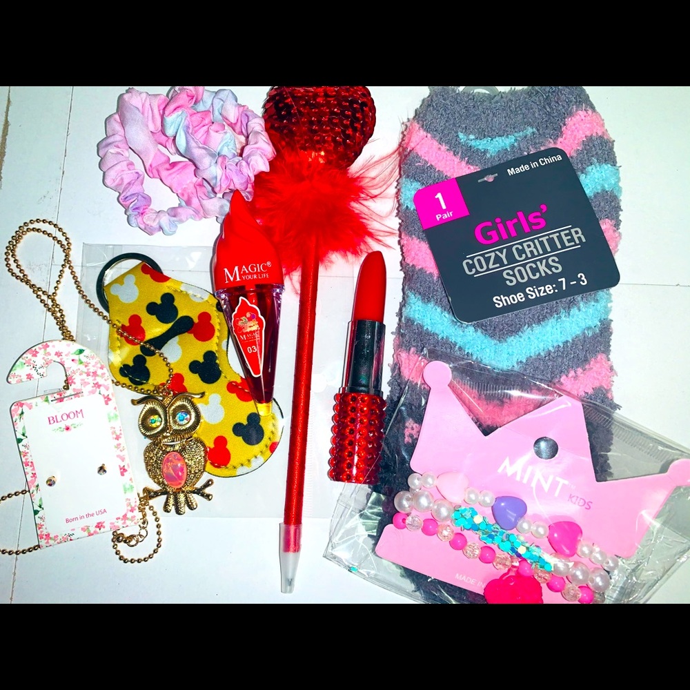 🎀Kids $18 Accessory Mystery Bag!! OVERVALUE!! 📌SOLD📌
